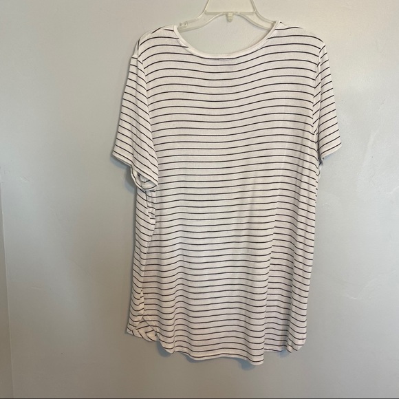 An Taylor Striped Tee - Picture 4 of 9